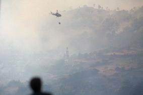 Fire Moves Toward O Courel from Quiroga - Spain