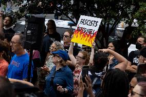 Free DC Protesters Rally Against Federal Control - Washington