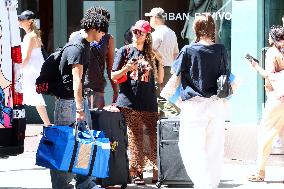 Heidi Klum and Kids Move to College Shop in Soho - NYC
