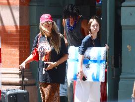 Heidi Klum and Kids Move to College Shop in Soho - NYC