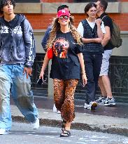 Heidi Klum and Kids Move to College Shop in Soho - NYC