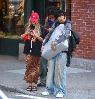 Heidi Klum and Kids Move to College Shop in Soho - NYC