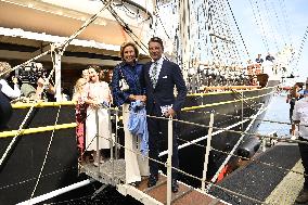 Royal Family At Sail Amsterdam - NDL
