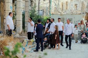Israeli Army Escorts Settlers - Hebron