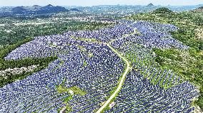 Barren Mountain PV Power Station