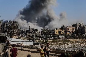 Israeli Attacks on Gaza Continue - Gaza