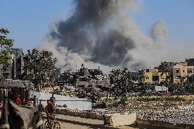 Israeli Attacks on Gaza Continue - Gaza