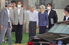 Ex-Japan emperor, empress in Karuizawa for retreat