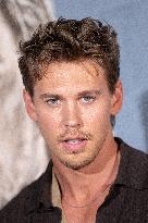 Caught Stealing Premiere - Paris AJ