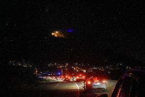 45 people are evicted from the camping site of Oia (Pontevedra) due to the forest fire.