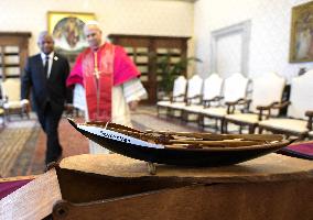 Pope Leo XIV meets President of Seychelles - Vatican