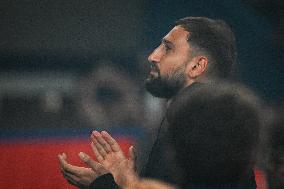 PSG cheers their former goalkeeper Gianluigi Donnarumma - FA