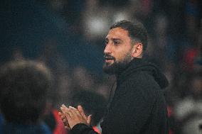 PSG cheers their former goalkeeper Gianluigi Donnarumma - FA