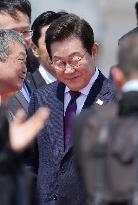 South Korean President Lee arrives in Japan