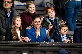 ROYALS AT FINNKAMPEN