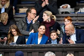 ROYALS AT FINNKAMPEN