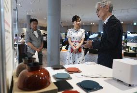 Princess Kako visits Osaka expo