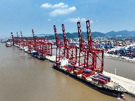 Zhoushan Port Container Trade
