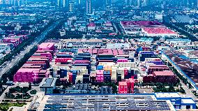 Shandong Free Trade Zone Qingdao Area Container Production Plant