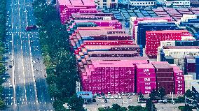 Shandong Free Trade Zone Qingdao Area Container Production Plant