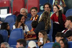 Zoe Saldana And Family Attend AS Roma v Bologna FC - Rome