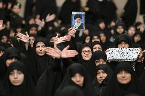 Ayatollah Ali Khamenei Calls For A United National Front Against US - Tehran