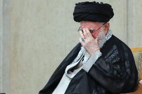 Ayatollah Ali Khamenei Calls For A United National Front Against US - Tehran