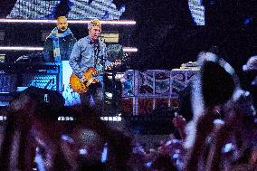 Oasis In Concert - Toronto