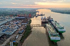 China Shipbuilding Industry Leading