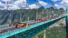 World Tallest Bridge Huajiang Canyon Bridge Load Testing