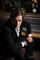 THE HIVES PELLE ALMQVIST