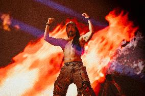 Alan Walker and Steve Aoki concert