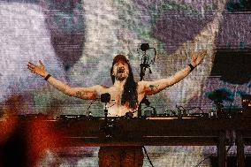 Alan Walker and Steve Aoki concert