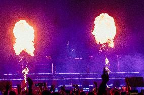 Alan Walker and Steve Aoki concert