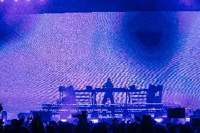 Alan Walker and Steve Aoki concert