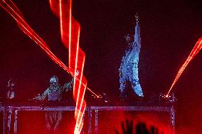 Alan Walker and Steve Aoki concert