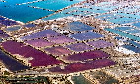 Mangnai Naoer Salt Lake in Ordos