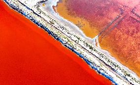 Mangnai Naoer Salt Lake in Ordos