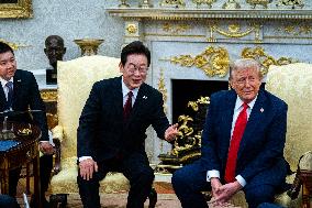 President Trump Meets With South Korean President Myung - DC