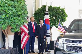 President Trump Meets With South Korean President Myung - DC