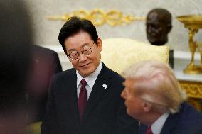 President Trump Meets With South Korean President Myung - DC