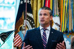 Trump Signs Executive Order In Oval Office - DC