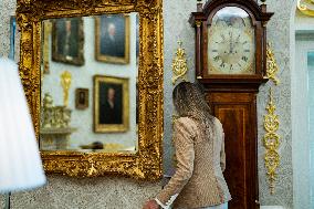 Trump Signs Executive Order In Oval Office - DC