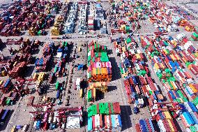 Qingdao Port Foreign Trade Container