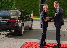 Canadian Press - Mark Carney Meets Chancellor Merz in Berlin - Germany