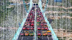Construction of The Huajiang Grand Canyon Bridge - China