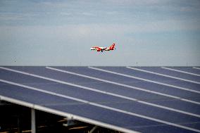 Illustration - Solar Park at Schiphol - Amsterdam