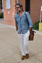 Venise Pierfrancesco Favino Airport Arrivals JR