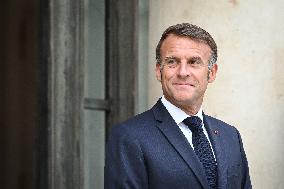 Emmanuel Macron welcomes Bassirou Diomaye Faye at the Elysee FA