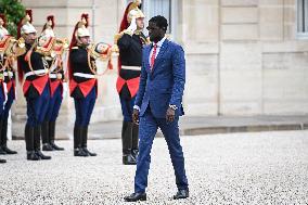 Emmanuel Macron welcomes Bassirou Diomaye Faye at the Elysee FA